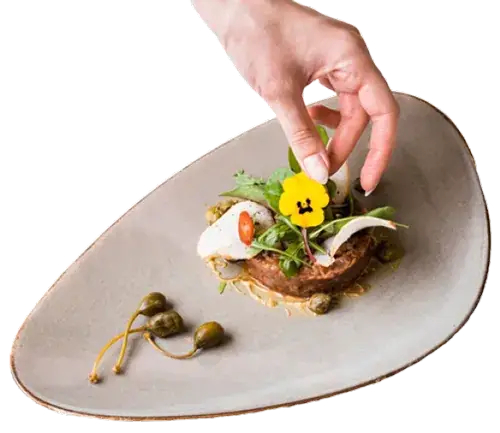 Plato de cocina castellana del restaurante de La Sinagoga